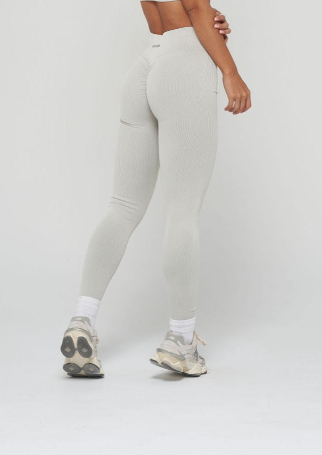 INTUITIVE PUSH UP SEAMLESS LEGGINS