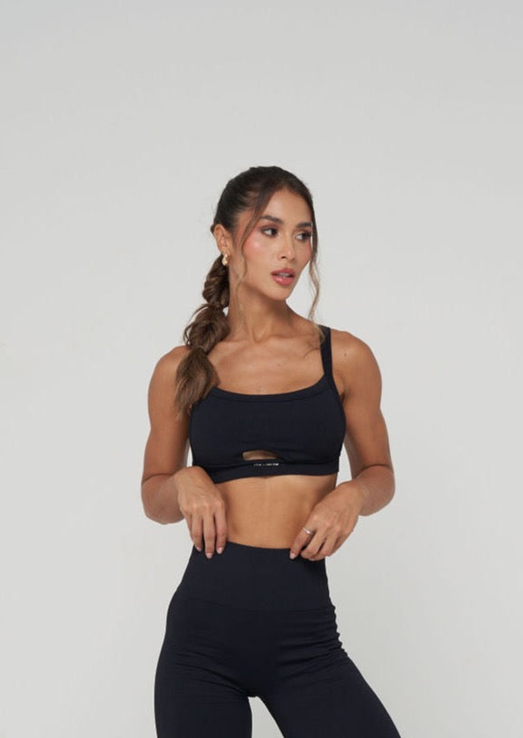 NTS SEAMLESS TOP