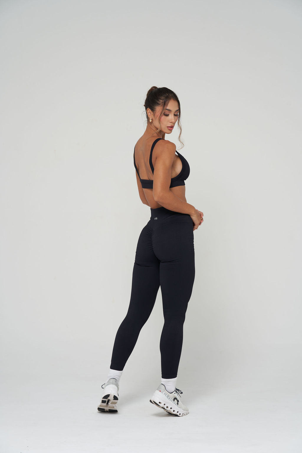 EVERYDAY PUSH UP SEAMLESS LEGGINS