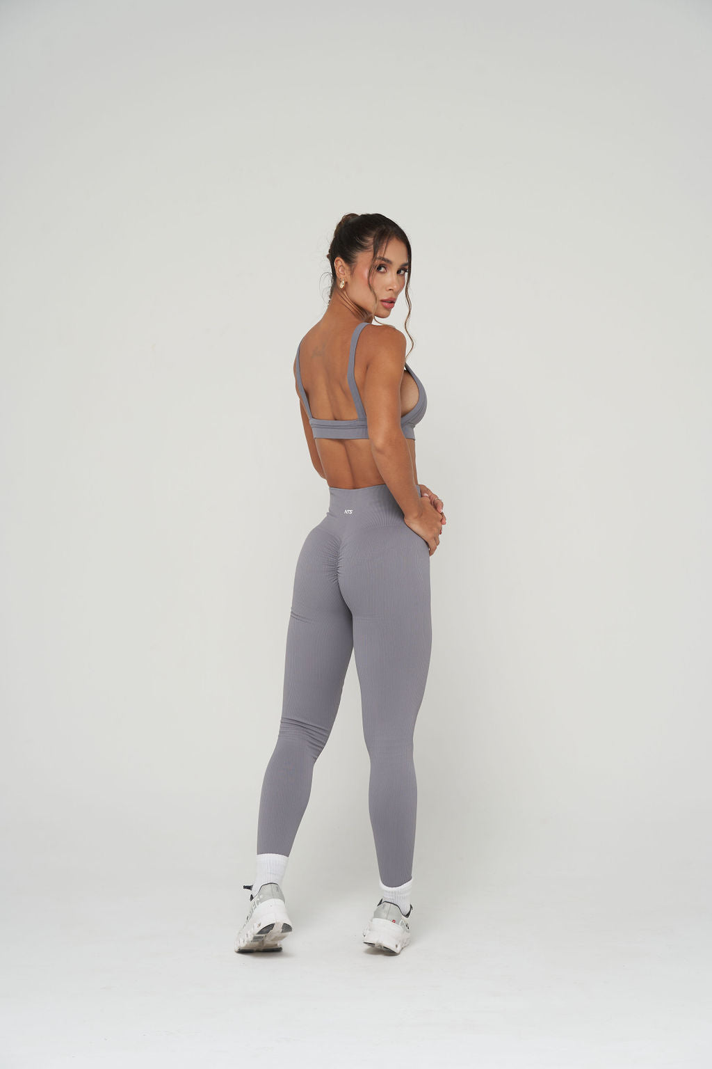 EVERYDAY PUSH UP SEAMLESS LEGGINS